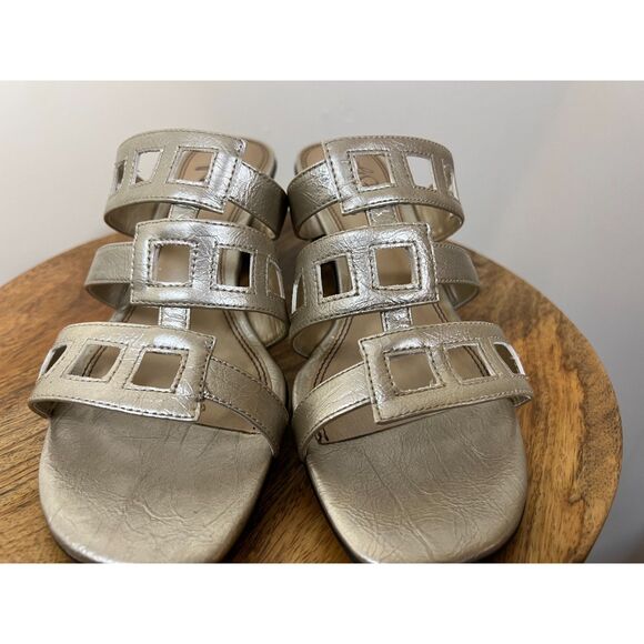 Life Stride Gold Metallic Heel Sandals Strappy Square Toe Party Shoes - Picture 3 of 6